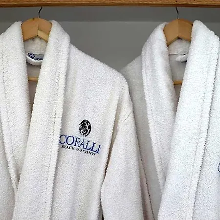 Coralli فندق 4*